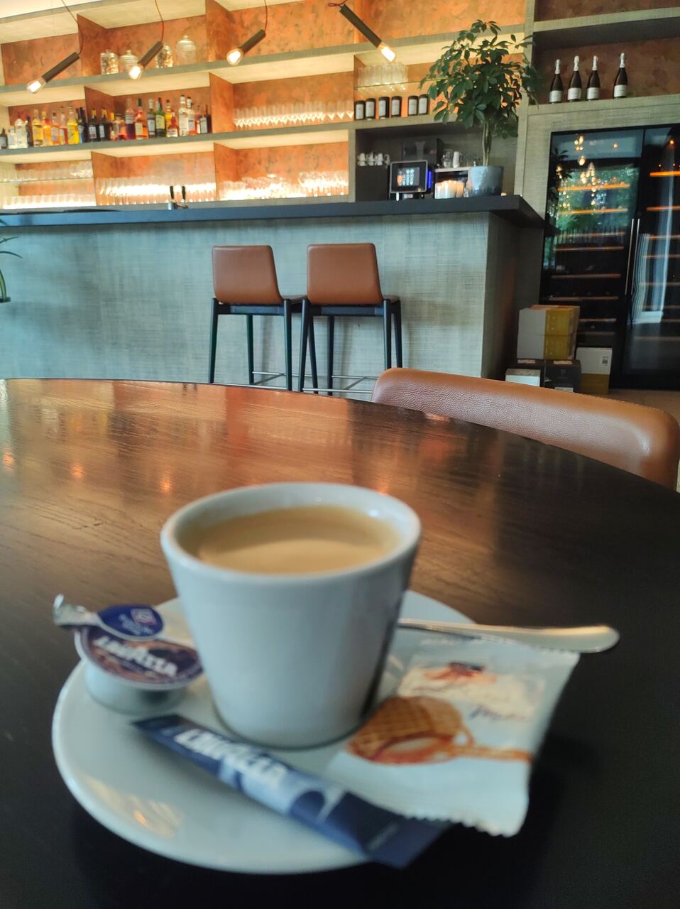 Espresso aan de bar bij Brasserie Nonna, Schoolstraat 2, 2110 Wijnegem. Foodfoto van het Google Business Profile van Brasserie Nonna.
